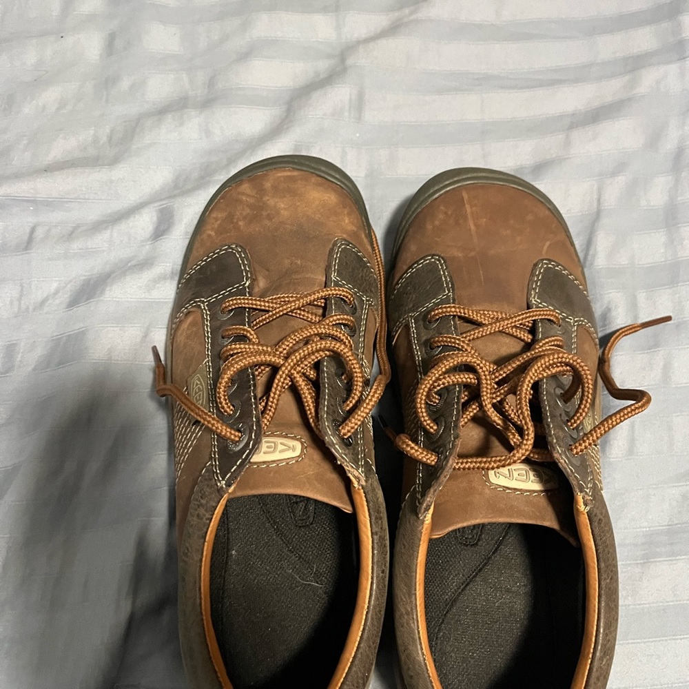 Men’s Keen shoe - Picture 3 of 4